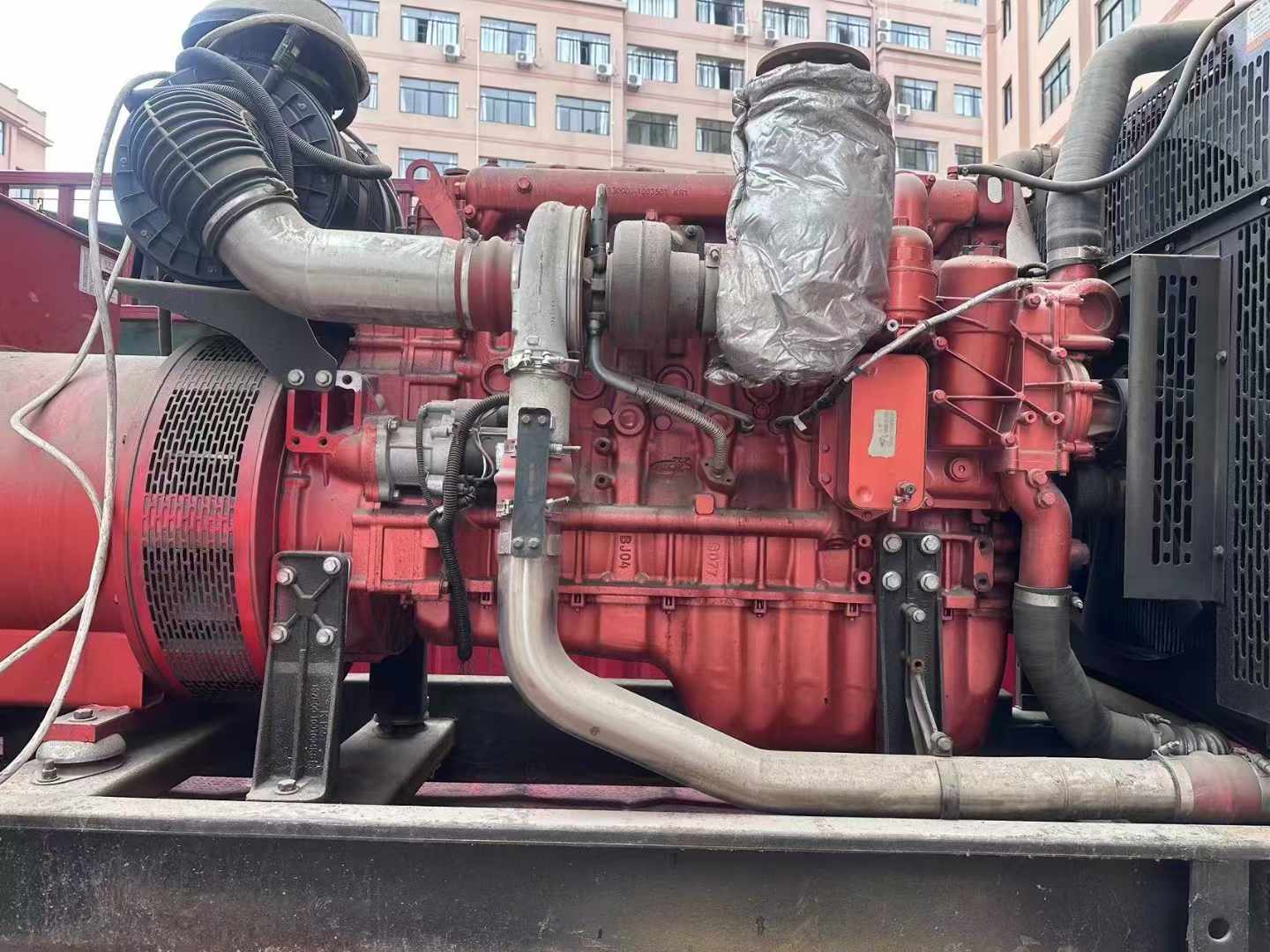 路桥如何选择适合 600kW 柴油发电机组的过载保护器?