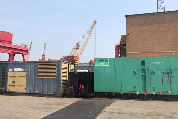 路桥发电机出租空气滤清器的清洁频率是多少？