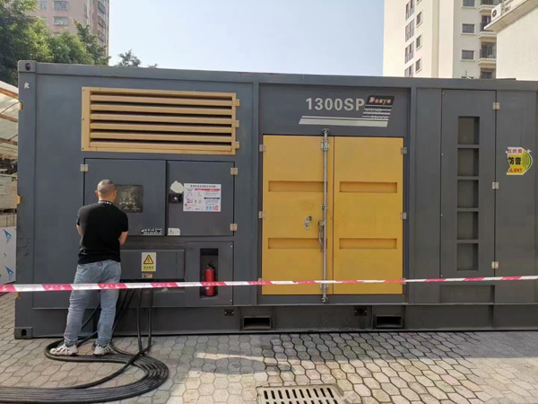 路桥延长空气滤清器使用寿命的注意事项